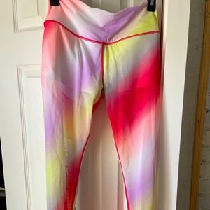 VSX size M. Excellent condition. Sports leggings with mesh.